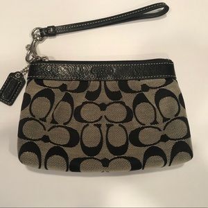 Coach wristlet, Great condition